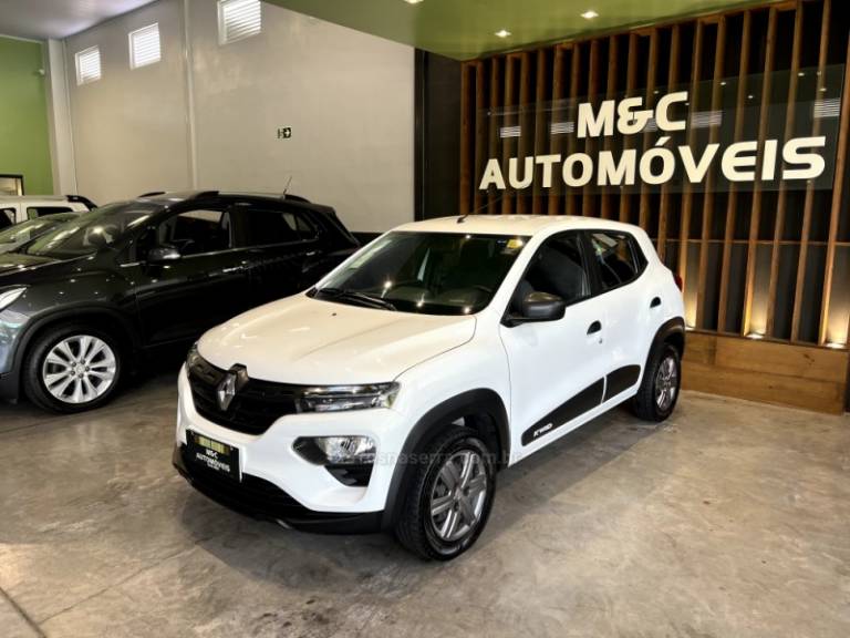 RENAULT - KWID - 2022/2023 - Branca - R$ 49.900,00