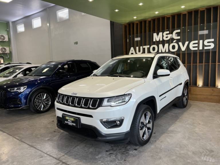 JEEP - COMPASS - 2017/2018 - Branca - R$ 89.900,00