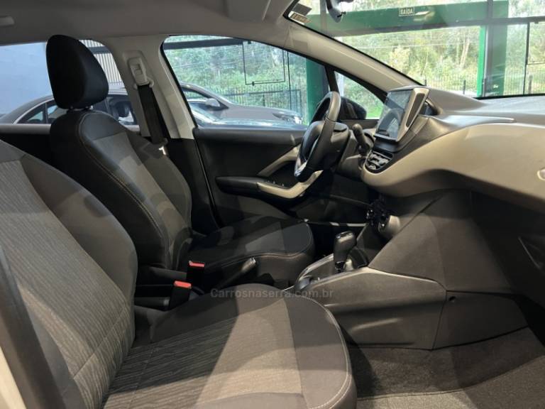 PEUGEOT - 2008 - 2020/2020 - Branca - R$ 68.900,00