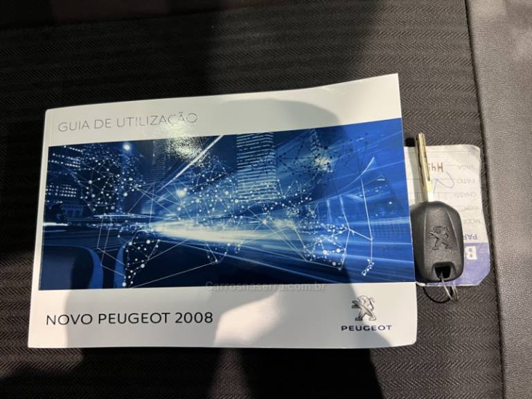 PEUGEOT - 2008 - 2019/2020 - Prata - R$ 74.900,00