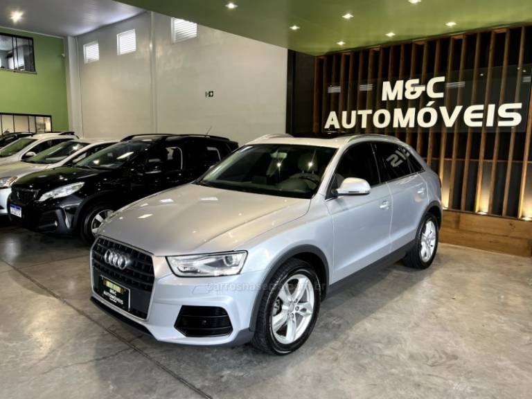 AUDI - Q3 - 2015/2016 - Prata - R$ 104.900,00