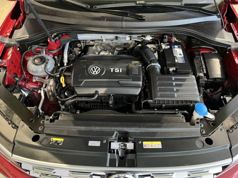 VOLKSWAGEN - TIGUAN - 2021/2021 - Vermelha - R$ 179.900,00