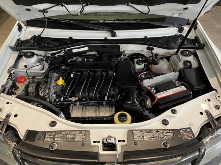 RENAULT - DUSTER - 2014/2015 - Branca - R$ 53.900,00