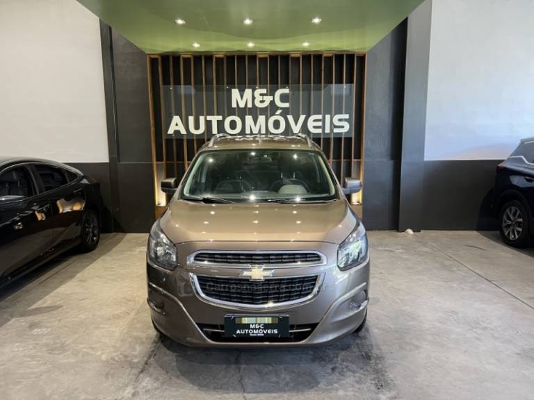 CHEVROLET - SPIN - 2016/2016 - Cinza - R$ 48.900,00