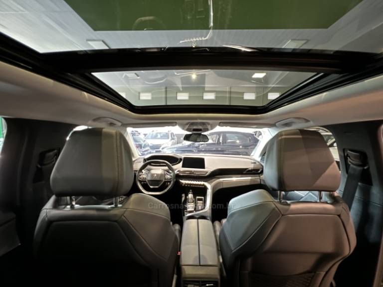 PEUGEOT - 3008 - 2022/2023 - Cinza - R$ 149.900,00