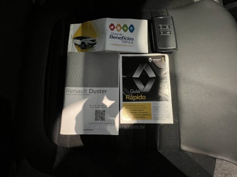 RENAULT - DUSTER - 2020/2021 - Marrom - R$ 91.900,00