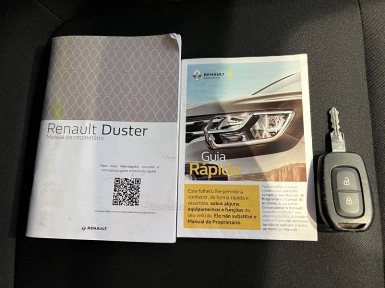 RENAULT - DUSTER - 2021/2022 - Branca - R$ 79.900,00