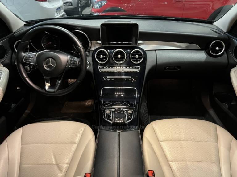 MERCEDES-BENZ - C 180 - 2014/2015 - Preta - R$ 98.900,00