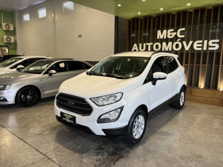 FORD - ECOSPORT - 2017/2018 - Branca - R$ 62.900,00