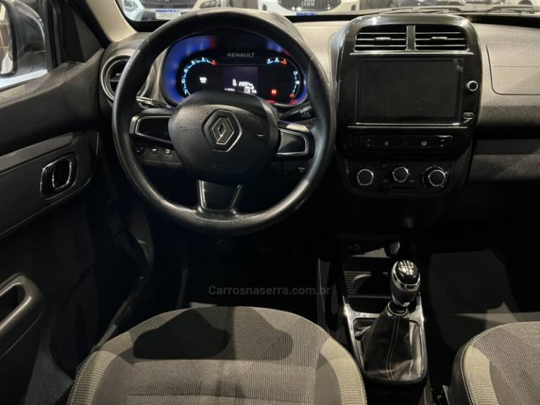 RENAULT - KWID - 2022/2023 - Branca - R$ 56.900,00