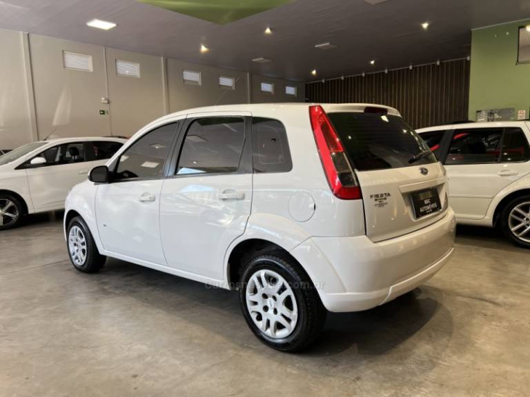 FORD - FIESTA - 2014/2014 - Branca - R$ 35.900,00