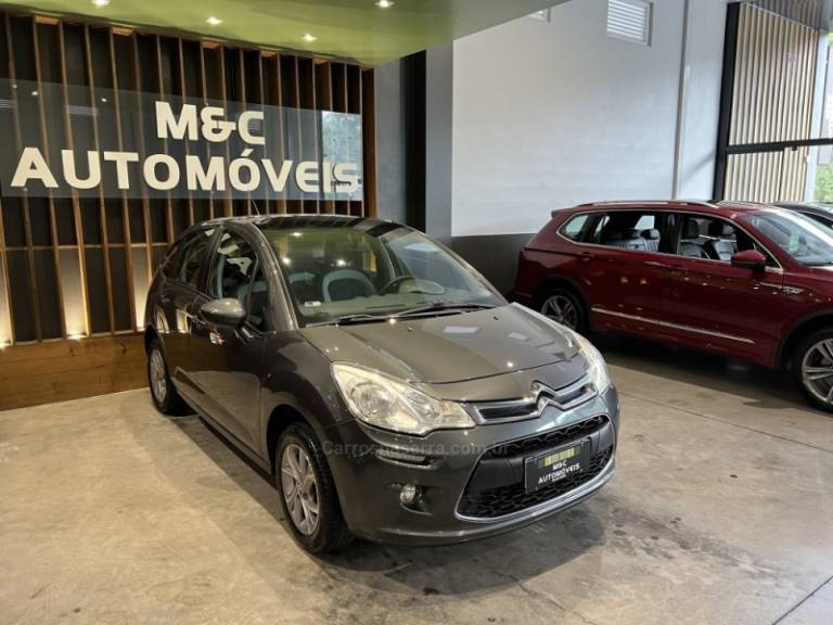 CITROËN - C3 - 2014/2015 - Cinza - R$ 39.900,00