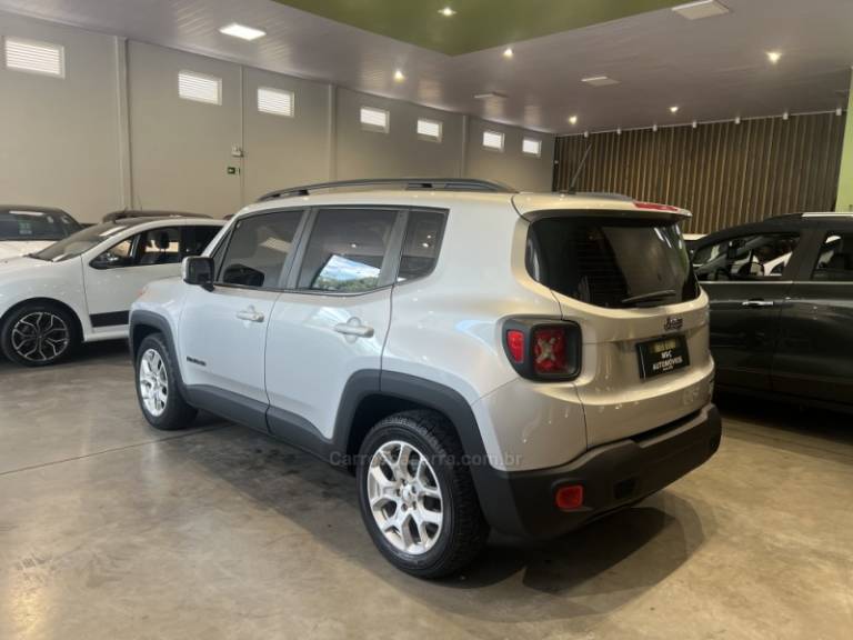 JEEP - RENEGADE - 2015/2016 - Prata - R$ 69.900,00