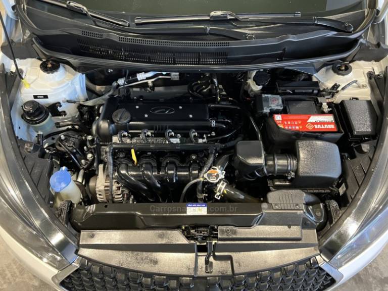 HYUNDAI - HB20S - 2019/2019 - Branca - R$ 68.900,00