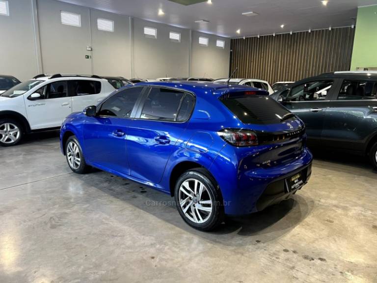 PEUGEOT - 208 - 2022/2022 - Azul - R$ 69.900,00