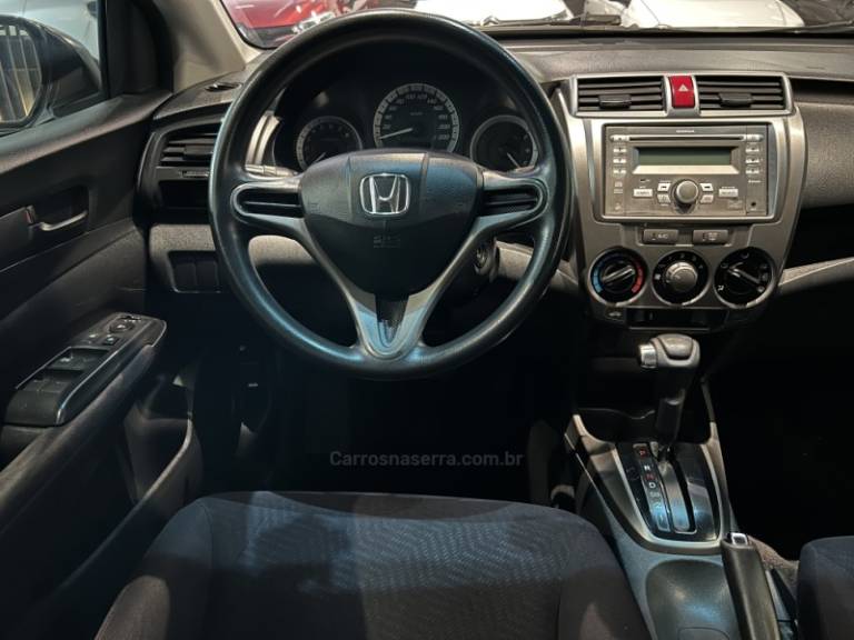 HONDA - CITY - 2013/2014 - Prata - R$ 59.900,00