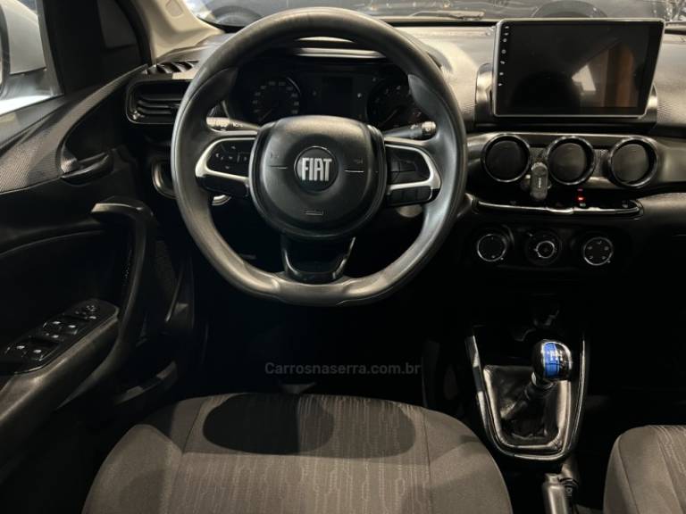 FIAT - ARGO - 2021/2022 - Prata - R$ 58.900,00