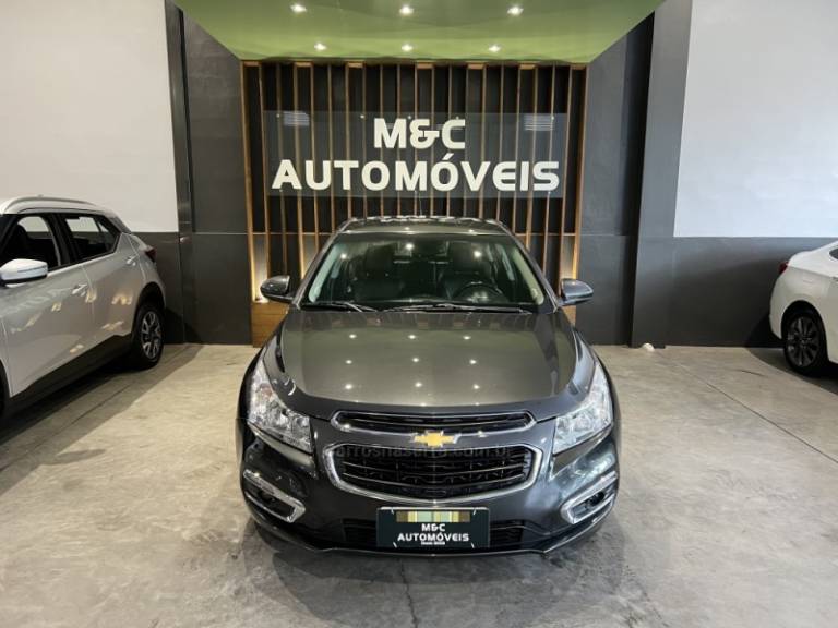 CHEVROLET - CRUZE - 2015/2016 - Cinza - R$ 69.900,00
